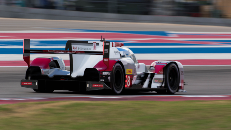 Illustration for article titled This Is Your Lone Star Le Mans Uber-Huge Photo Gallery